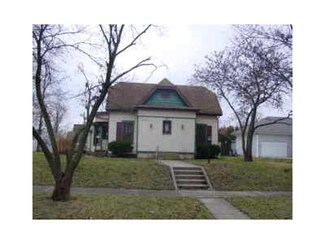 1221 W Maple St, Kokomo, IN 46901