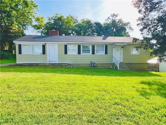 121 N Catherine St Unit B, Pickens, SC 29671