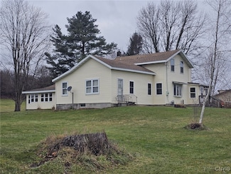 7409 Day Rd, Auburn, NY 13021