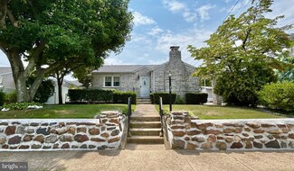 40 W 4th St, Florence, NJ 08518