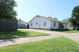 514 N B St, Wellington, KS 67152