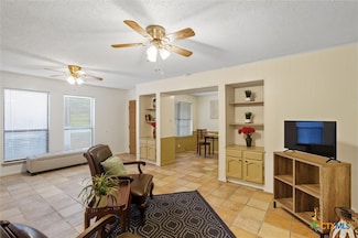 821 Old Ranch Road 12, San Marcos, TX 78666