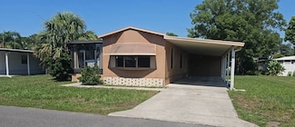 97 Lily Dr, Fruitland Park, FL 34731