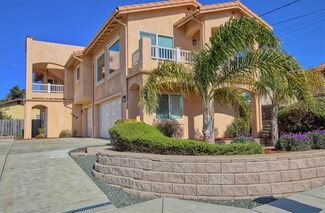 425 Saratoga Ave, Grover Beach, CA 93433