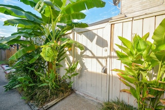 9509 Windswept Ln Unit 9509, Houston, TX 77063