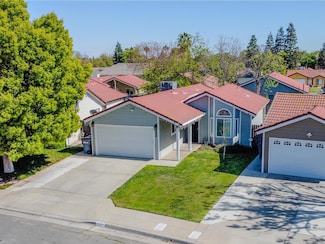 5207 W Warner Ave, Fresno, CA 93722
