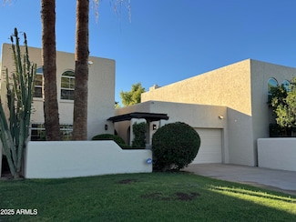 1009 N Villa Nueva Dr, Litchfield Park, AZ 85340