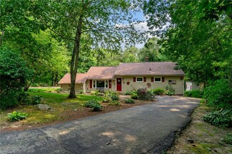 104 Burlingame Rd, Smithfield, RI 02917