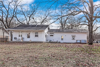 1967 E Huntsville Rd, Fayetteville, AR 72701