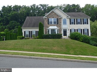 24 Winding Brook Dr, Reading, PA 19608