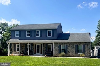 202 Cornerstone Dr, Blandon, PA 19510