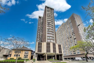 6325 N Sheridan Rd Unit 608, Chicago, IL 60660