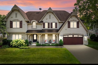 958 W Bauer Rd, Naperville, IL 60563