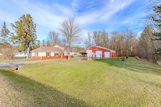 N5262 Town Hall Rd, Gleason, WI 54435