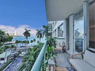 1408 Brickell Bay Dr Unit 411, Miami, FL 33131