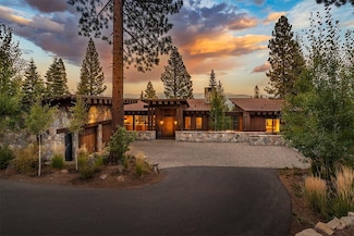 10976 Olana Dr, Truckee, CA 96161