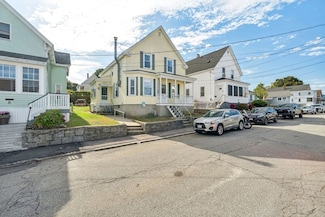 14 Endicott St, Lowell, MA 01854
