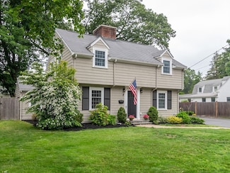 47 Hartford St, Natick, MA 01760
