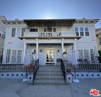 1944 Argyle Ave, Los Angeles, CA 90068