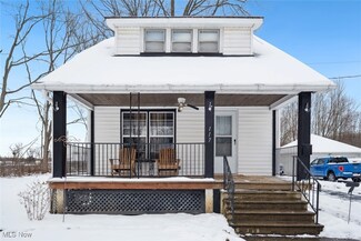 117 Laura Ct, Elyria, OH 44035