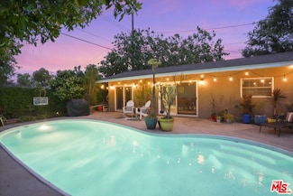 1135 N Frederic St, Burbank, CA 91505