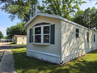 917 Countryside Park, Fargo, ND 58102