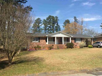 194 Stribling Cir, Spartanburg, SC 29301