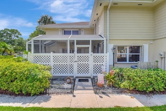 5201 Wheatley Ct, Boynton Beach, FL 33436