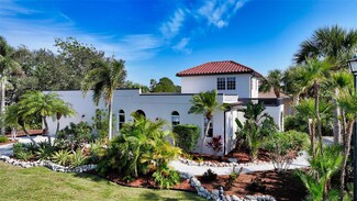 2402 Palmetto St, Nokomis, FL 34275