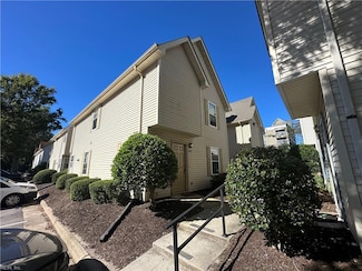 1032 Gas Light Ln, Virginia Beach, VA 23462