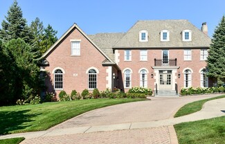 122 Allen Ct, Clarendon Hills, IL 60514