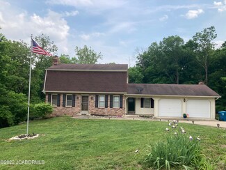 1020 Cimarron Dr, Jefferson City, MO 65101