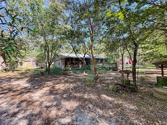 382 Sawmill Dr, Lovelady, TX 75851