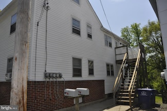 15 Mary St, Pemberton, NJ 08068