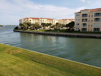 6 Harbour Isle Dr E Unit 104, Fort Pierce, FL 34949
