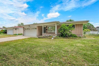 30232 Austin Dr, Warren, MI 48092