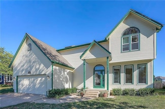 4109 SW Leeward Dr, Lees Summit, MO 64082