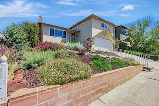 5020 Proctor Rd, Castro Valley, CA 94546