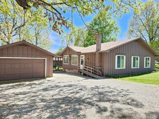 515 State Hwy W, Pontiac, MO 65729