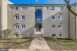 353 Gatewater Ct Unit D, Glen Burnie, MD 21060