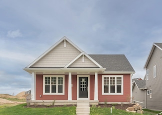 505 N Division St, Waunakee, WI 53597