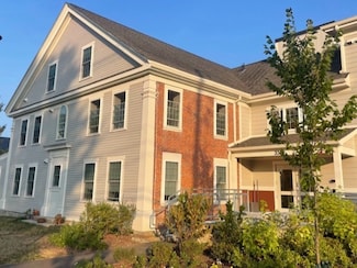 336 King St Unit 105, Littleton, MA 01460