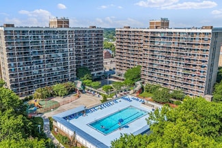 152-18 Union Turnpike E Unit 4, Flushing, NY 11367