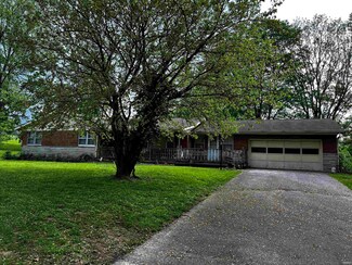 607 Troy Rd, Washington, IN 47501