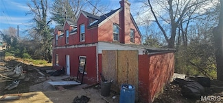 810 Airport Rd, Saint Louis, MO 63135