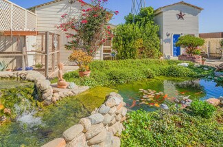 36121 Mile End Rd, Soledad, CA 93960