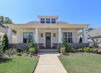 1064 Nuttall Oak Dr, Oxford, MS 38655