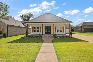 1375 Creekside Ln, Hernando, MS 38632