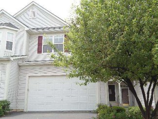 273 Tower Hill Dr, Saint Charles, IL 60175