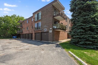 10241 Central Ave Unit 3C, Oak Lawn, IL 60453